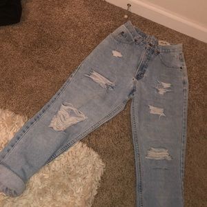 high waisted ripped boyfriend jeans